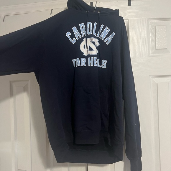 UNC Sweatshirt - Picture 1 of 2